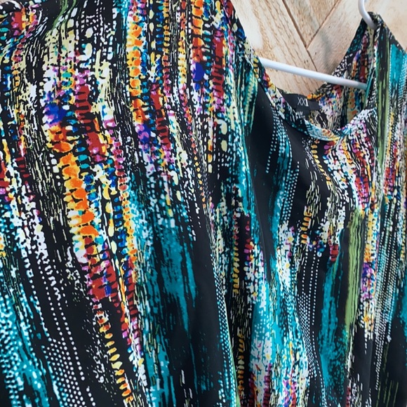 Top - Picture 4 of 5